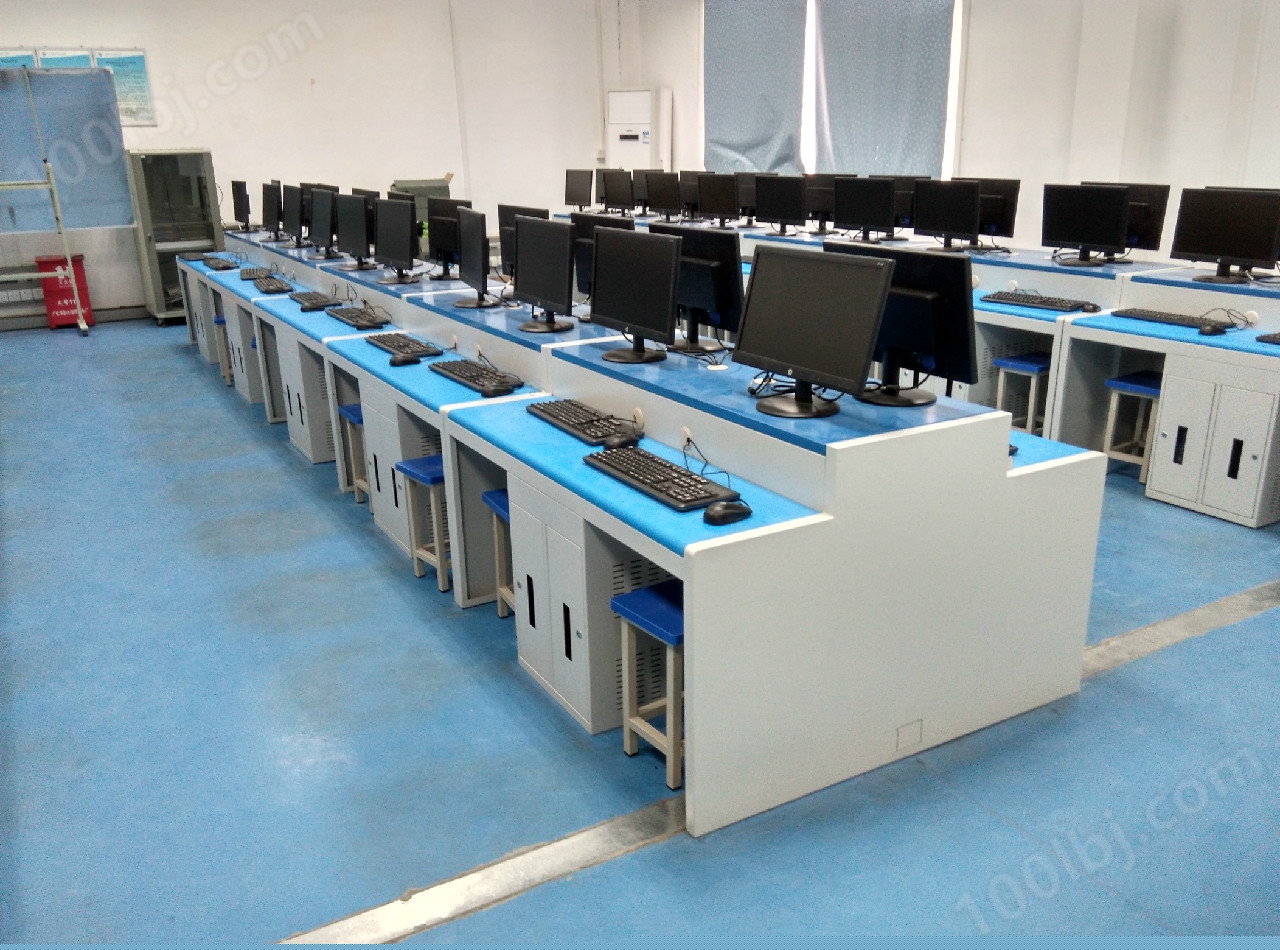 蓝白色搭配的电脑桌-尽显东裕制造的工艺美观-量身定制各种款式的讲台电脑桌